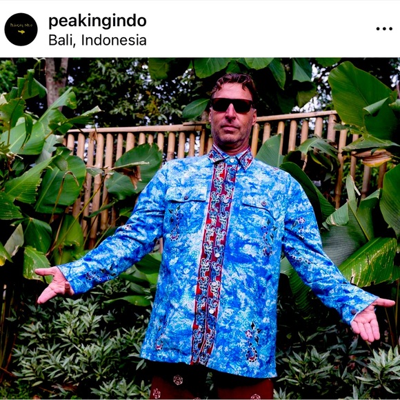 Handmade shirt Indonesian pattern
